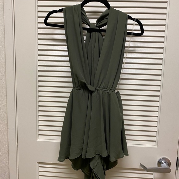 naked wardrobe Pants - Army green multi way romper